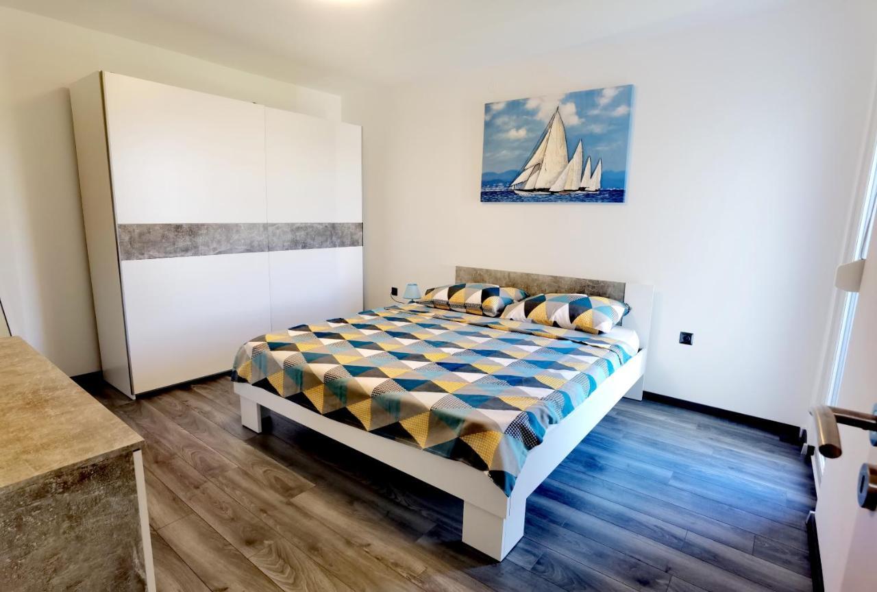 Apartment Pek Crikvenica Esterno foto