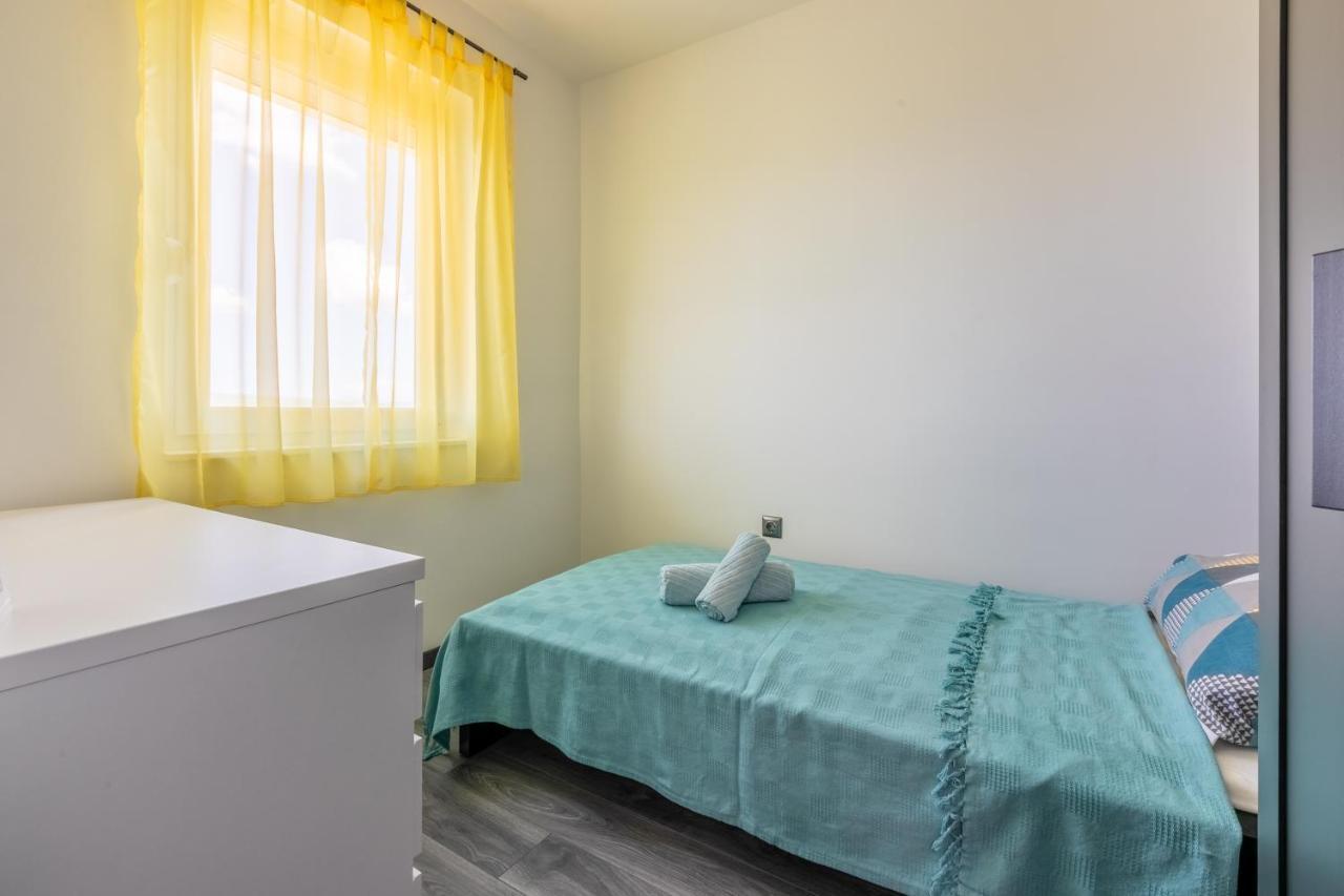 Apartment Pek Crikvenica Esterno foto
